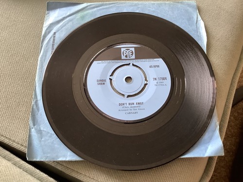 Sandie shaw don t run - sandie,